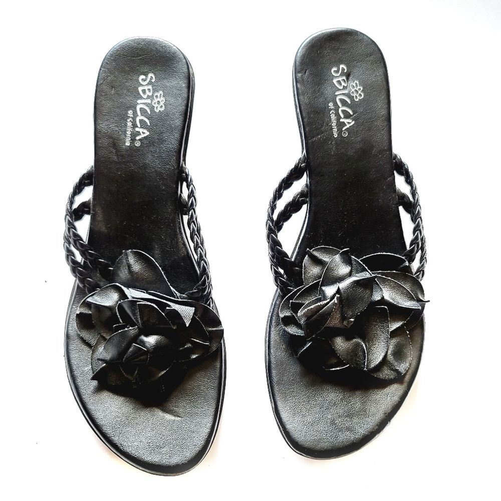 Sbicca Sandals Size 8M Black Floral